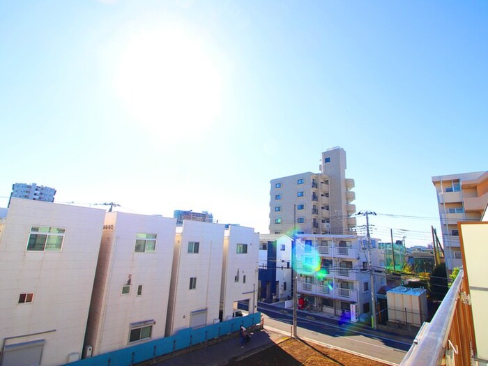 物件内観写真11　(室内からの展望)