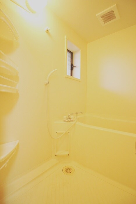 物件内観写真9　(バス／シャワールーム等)