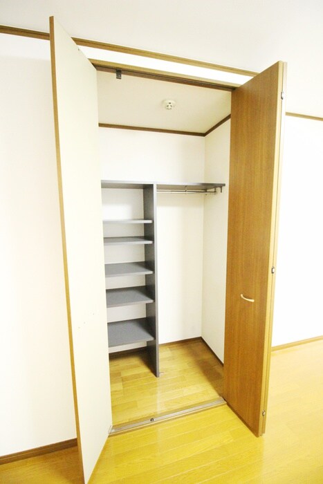 物件内観写真10　(収納)