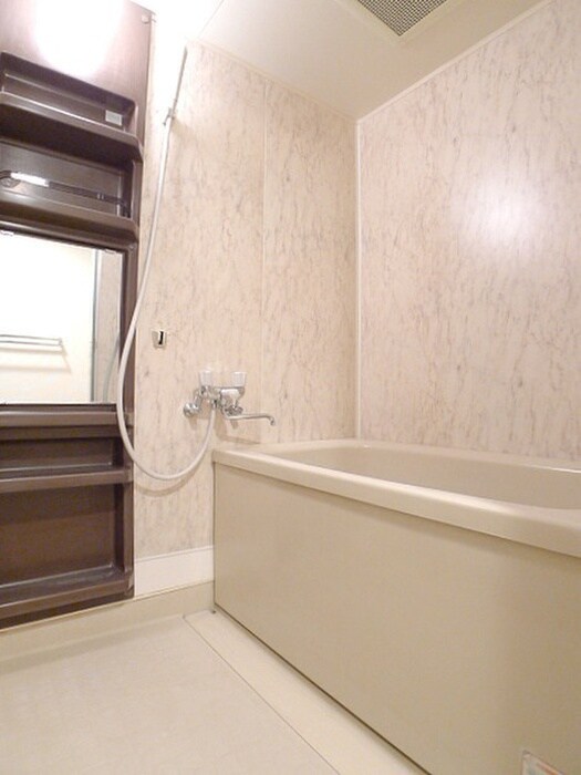 市川東レジデンスのバス