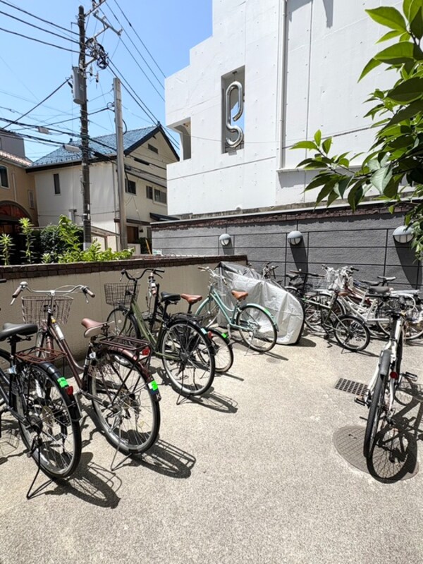駐輪場