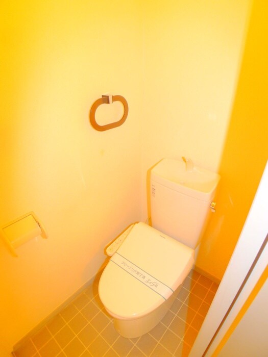 物件内観写真15　(トイレ)