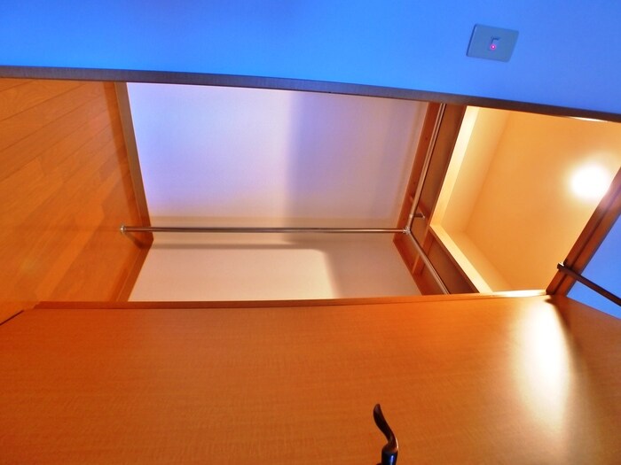 物件内観写真10　(内観写真)