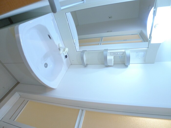 物件内観写真11　(洗面)