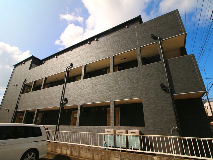 物件外観写真2　(外観写真)