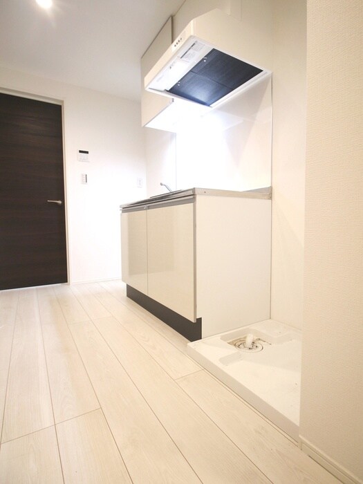 物件内観写真16　(洗濯機置場)