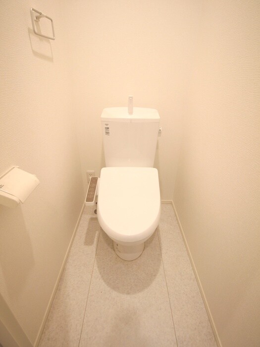 物件内観写真17　(トイレ)