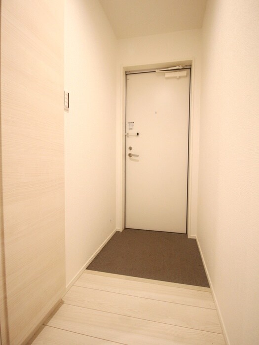 物件内観写真19　(玄関)