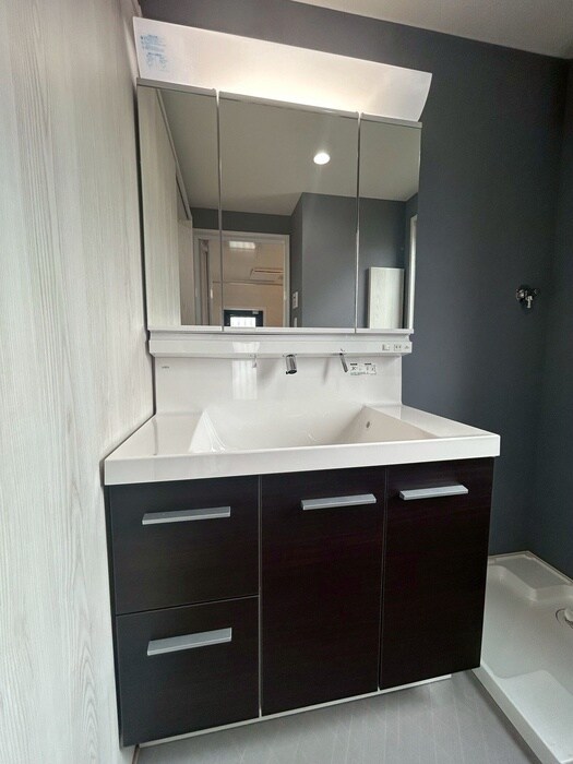 物件内観写真11　(洗面)