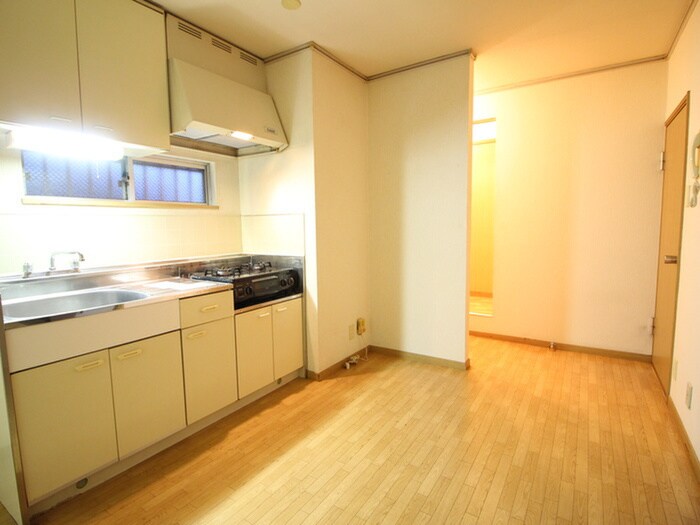 物件内観写真8　(居室)