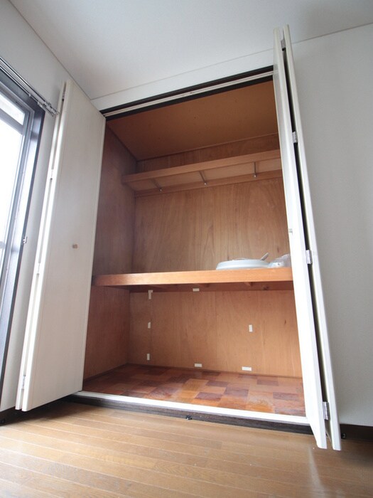 物件内観写真17　(収納)