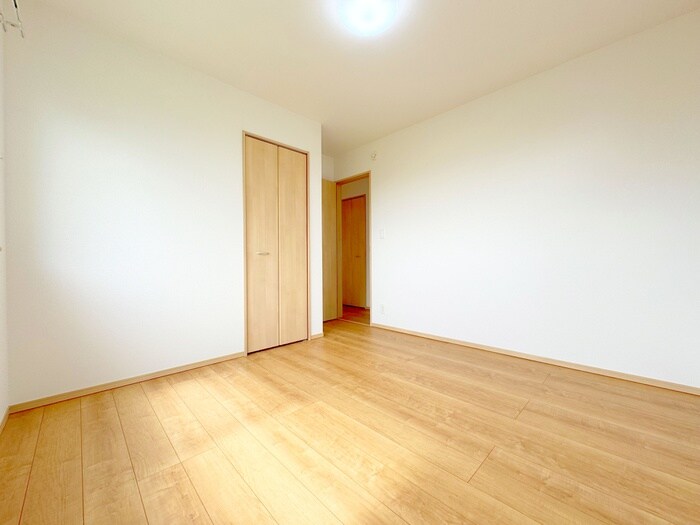 物件内観写真12　(居室)