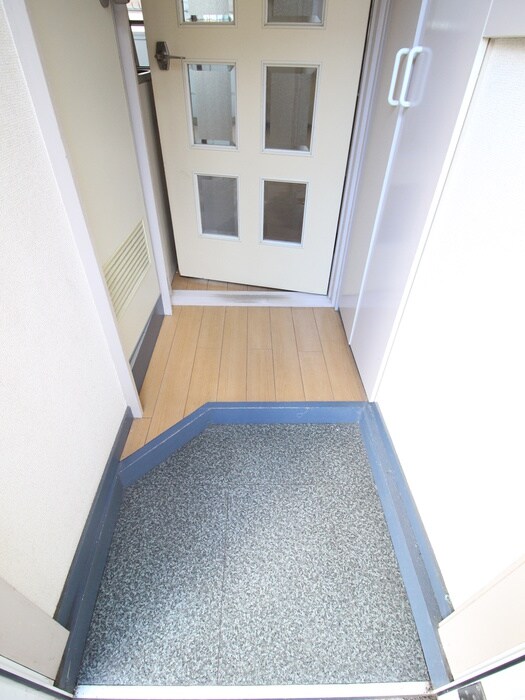 物件内観写真15　(玄関)