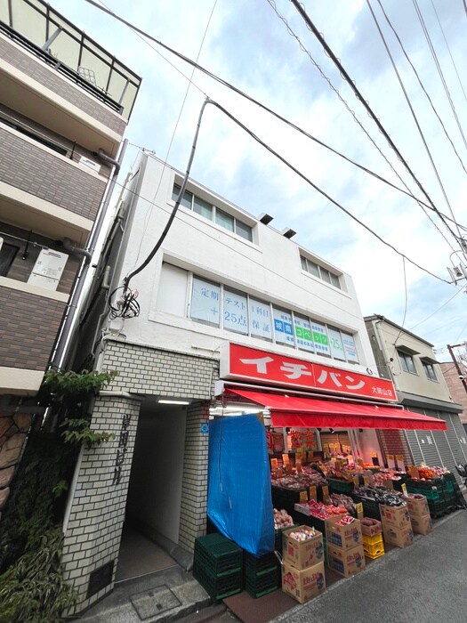 岸田ビルの外観写真