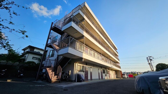 物件外観写真3　(外観写真)