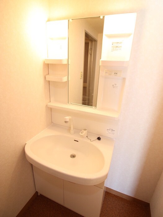 物件内観写真16　(洗面)