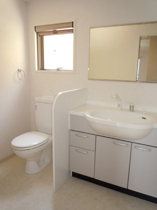 物件内観写真12　(洗面)