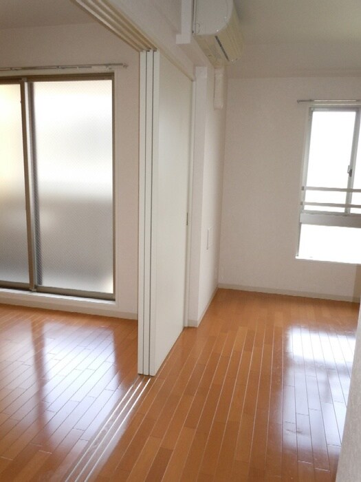 物件内観写真16　(居室)