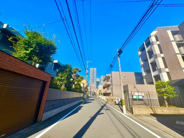 物件外観写真5　(周辺環境)