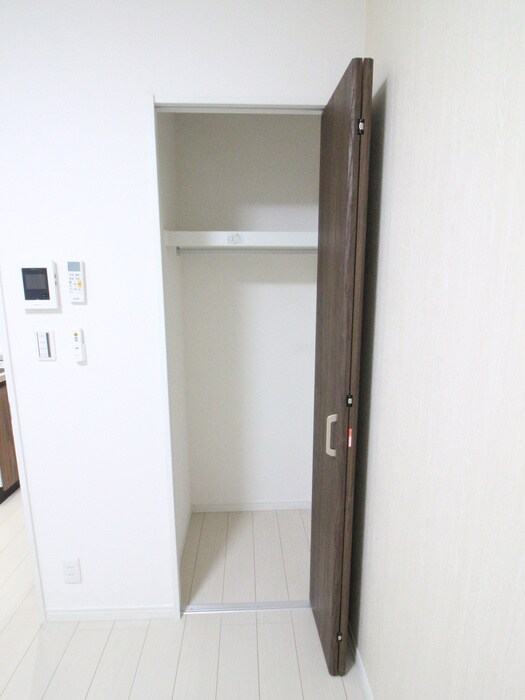 物件内観写真13　(収納)