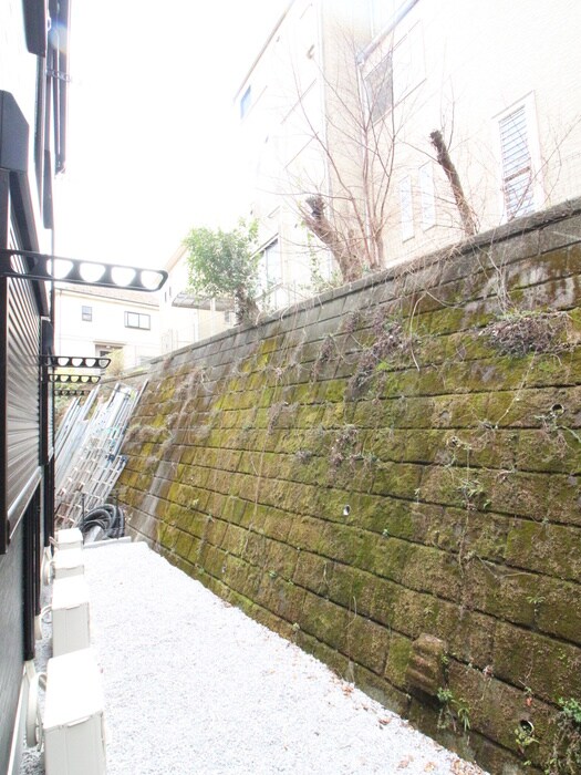 物件内観写真16　(室内からの展望)