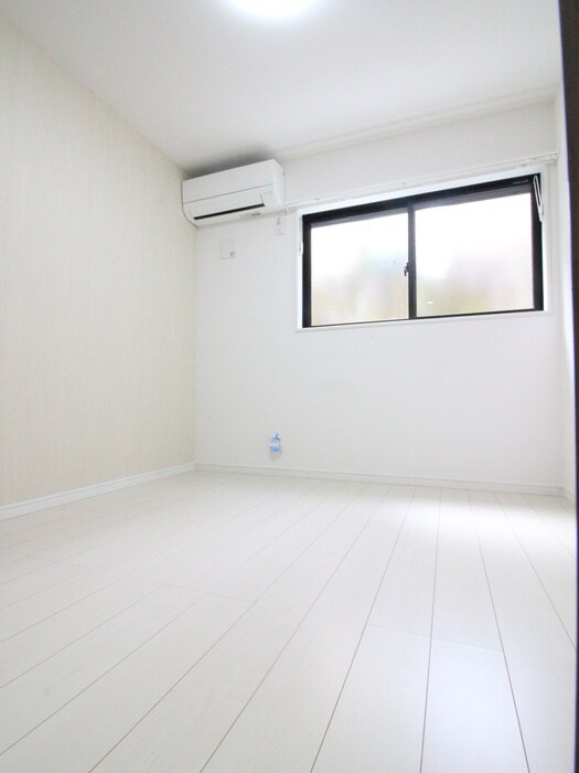物件内観写真22　(居室)
