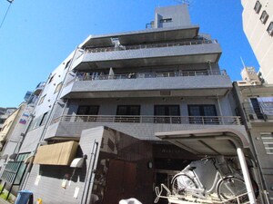 パレスタカナミ外観写真
