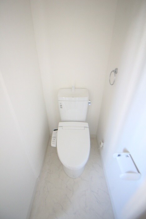 物件内観写真9　(トイレ)