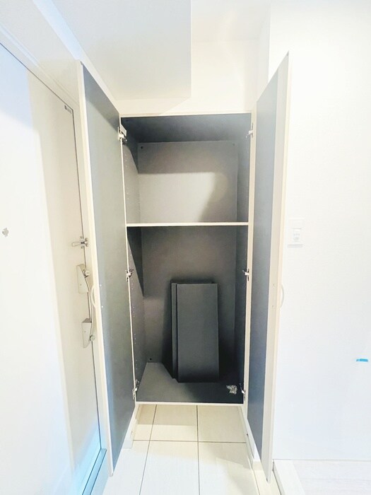 物件内観写真13　(靴箱)