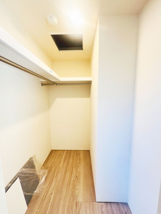 物件内観写真13　(収納)