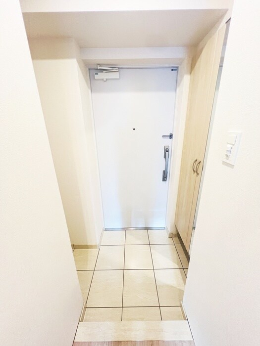 物件内観写真17　(玄関)