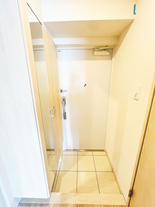 物件内観写真19　(玄関)