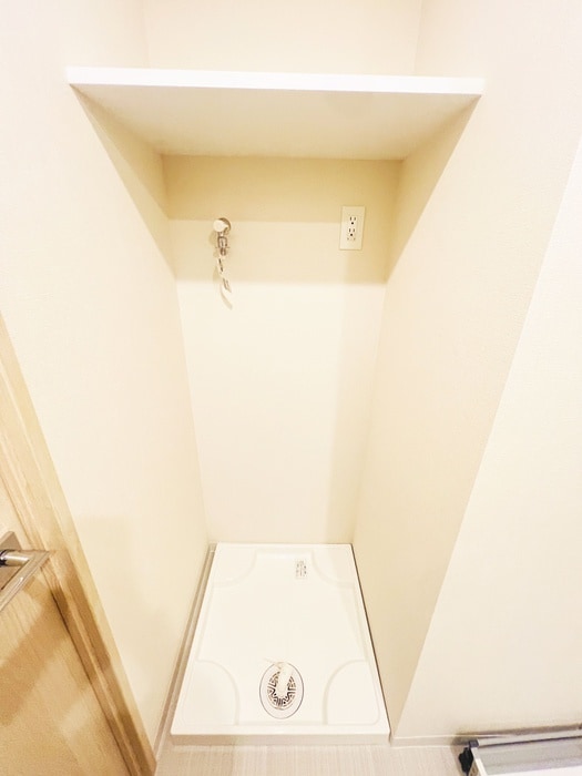 物件内観写真19　(洗濯機置場)