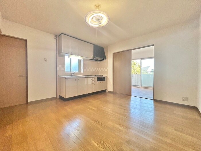 物件内観写真10　(居室)