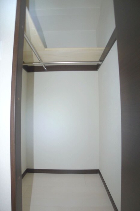 物件内観写真10　(収納)