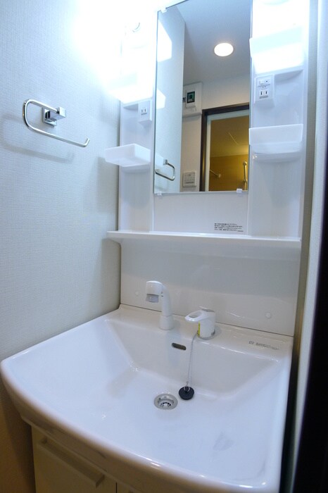 物件内観写真11　(洗面)