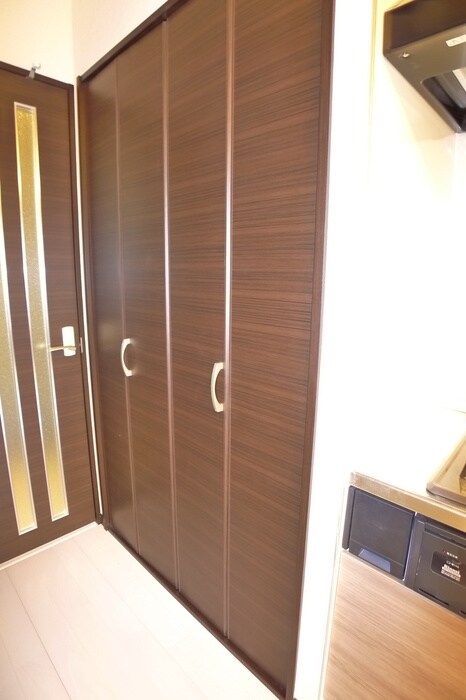 物件内観写真15　(収納)