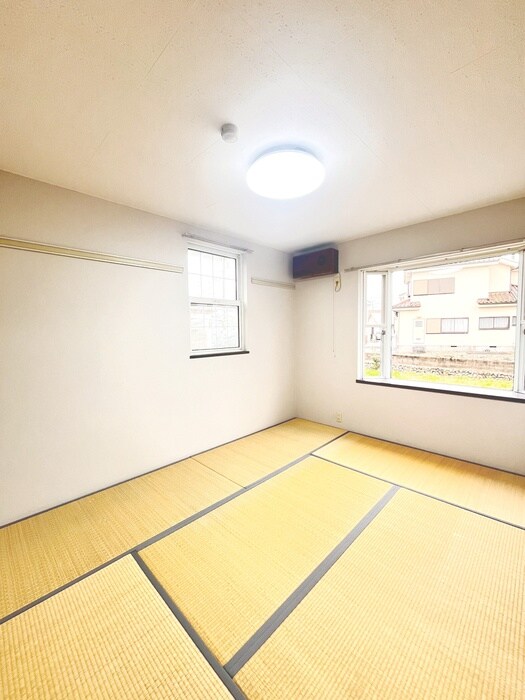 物件内観写真9　(居室)