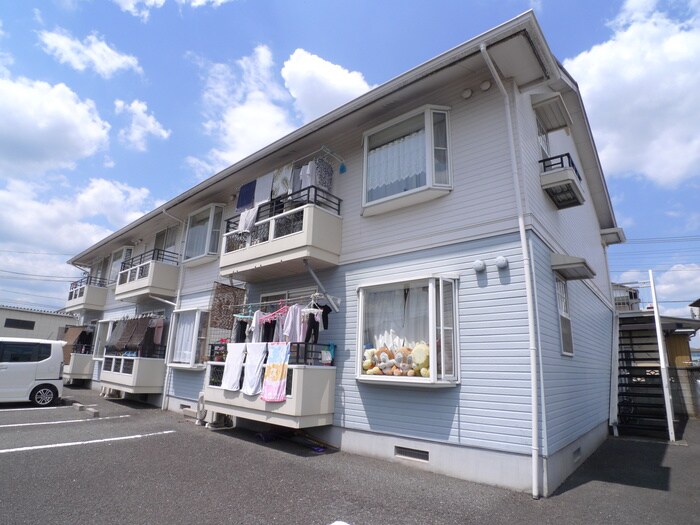 物件外観写真4　(エントランス部分)