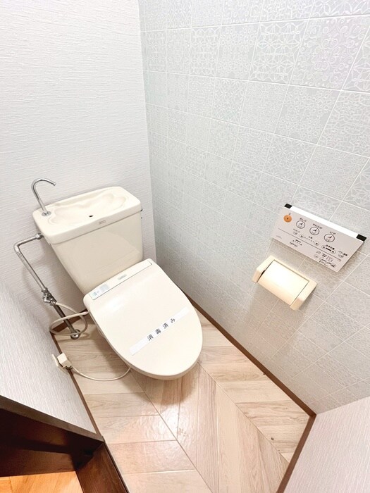 物件内観写真13　(トイレ)