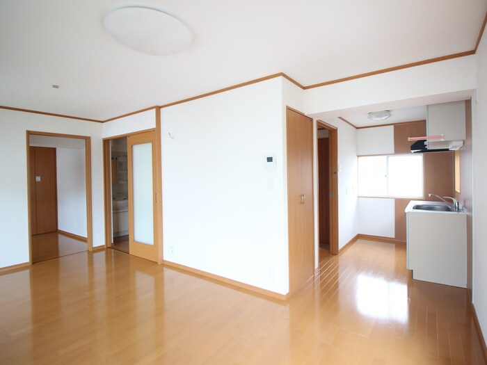 物件内観写真8　(居室)