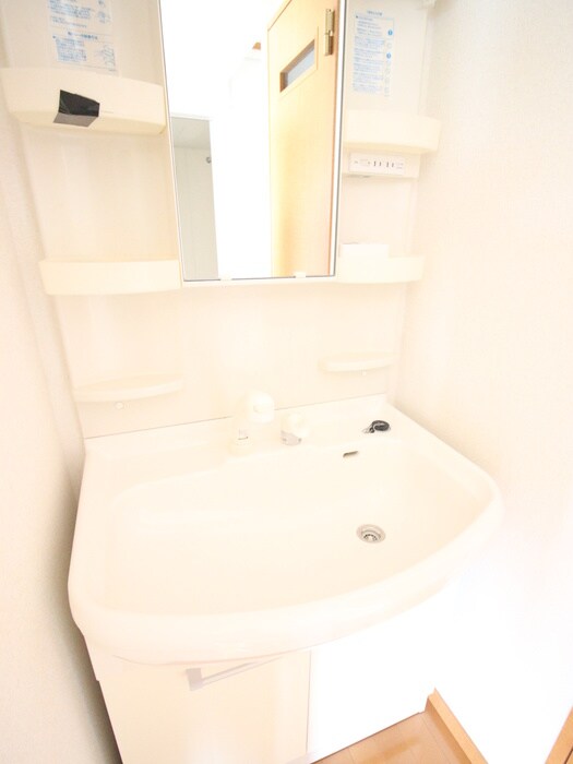 物件内観写真13　(洗面)