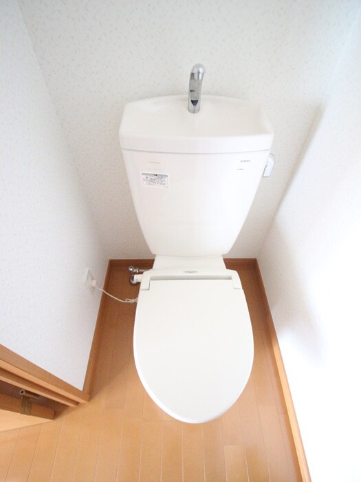 物件内観写真14　(トイレ)