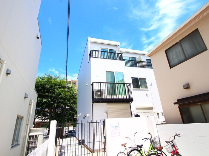 物件外観写真2　(外観写真)