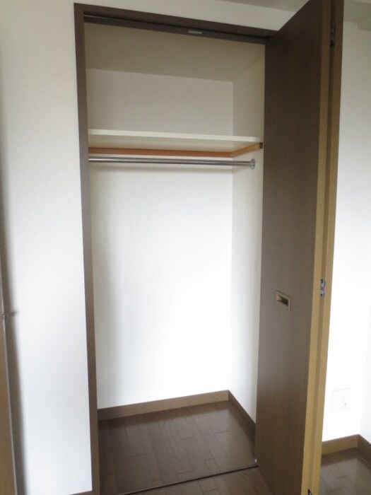 物件内観写真13　(収納)