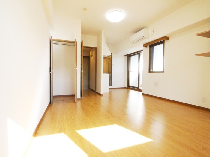 物件内観写真7　(居室)