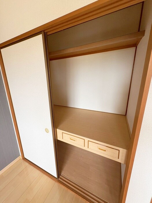 物件内観写真8　(収納)
