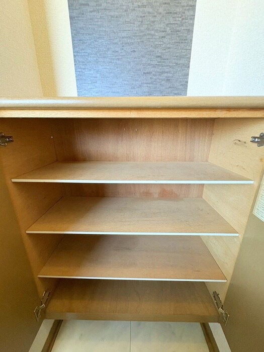 物件内観写真14　(靴箱)