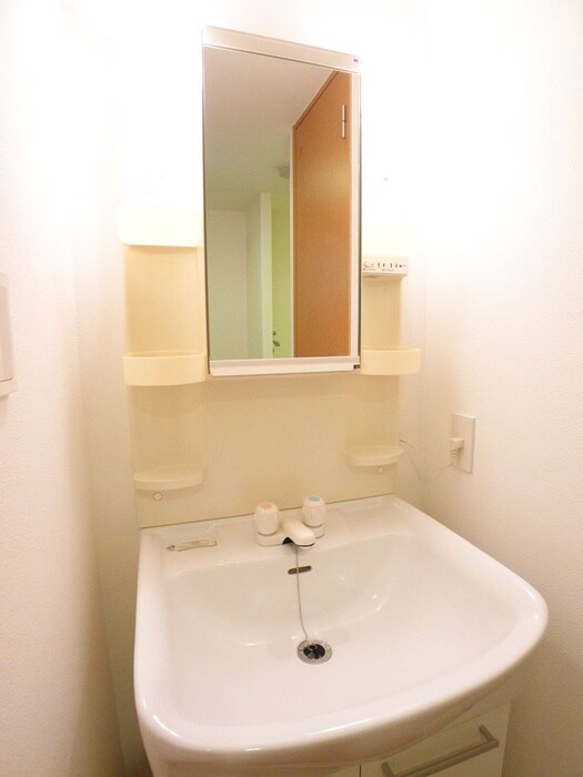 物件内観写真11　(洗面)