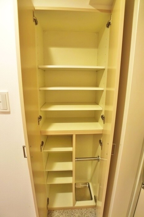 物件内観写真15　(靴箱)